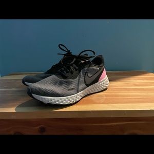 Womens Nike Sneakers